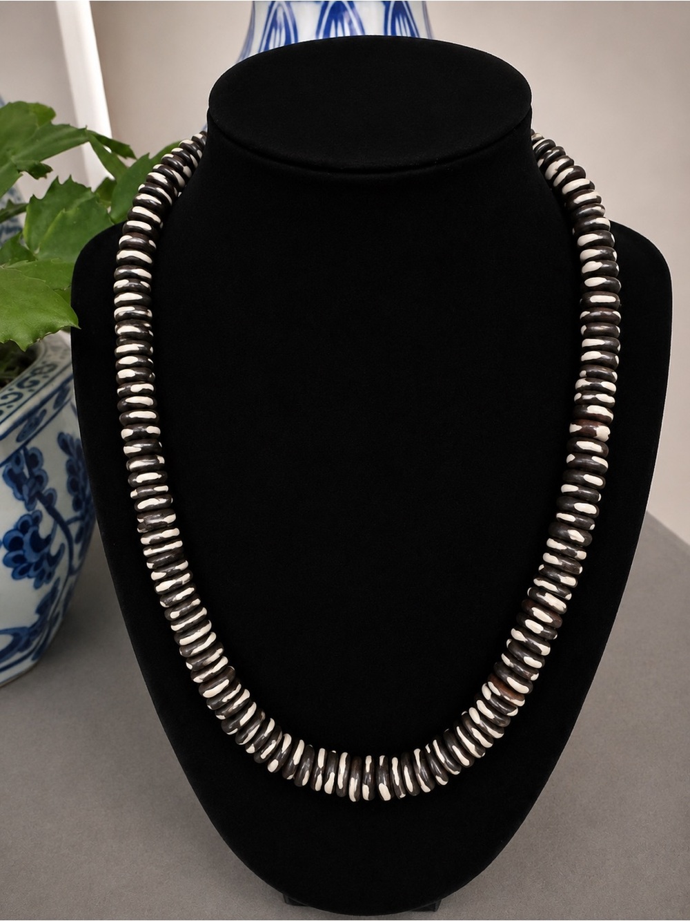 Bead Necklace - Black and White